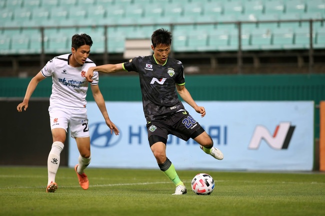 Màn chạm trán đỉnh cao Jeonbuk Hyundai Motors vs FC Anyang